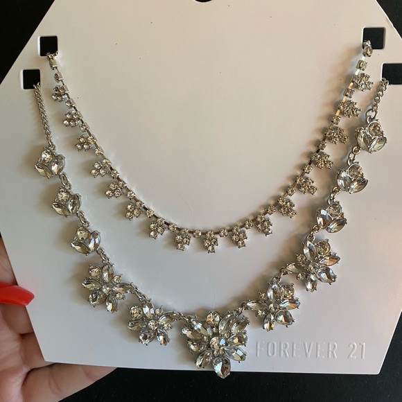 HUGE LOT FOREVER 21 JEWELRY - Picture 13 of 15